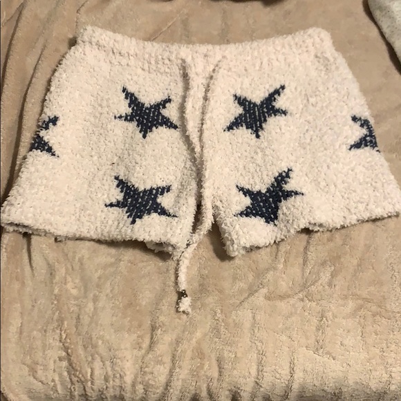 A fluffy Pj star shorts - Picture 1 of 2